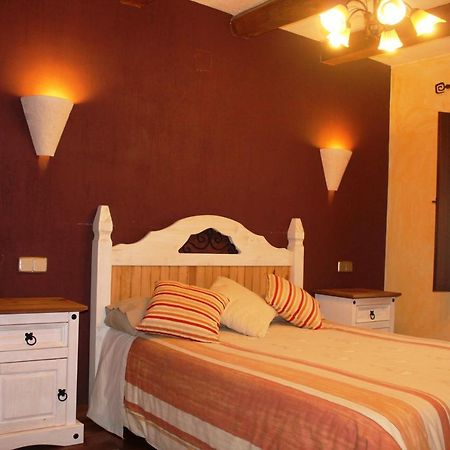 Villa La Hijuela Navafría Esterno foto