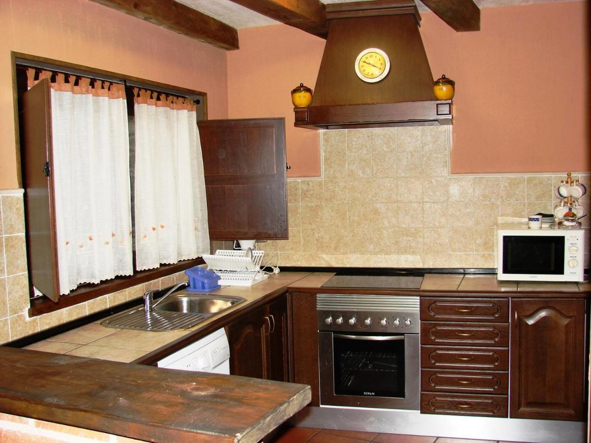Villa La Hijuela Navafría Esterno foto